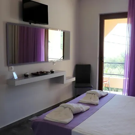 Appartamento Loukia's 3 *