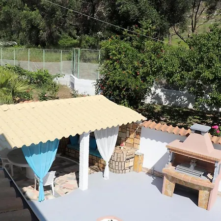 Loukia's 3 * Paramonas (Corfu)
